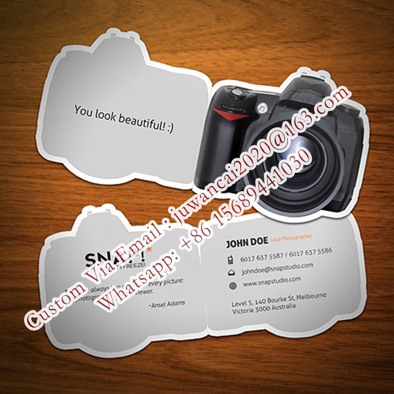 Commercial Flyer Printing - Desain dan Pencetakan Kartu Nama Lipat