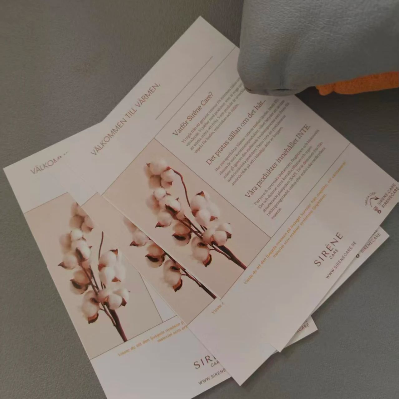 100 Buah Selebaran Warna Yang  - Commercial Flyer Printing ulasan dan harga
